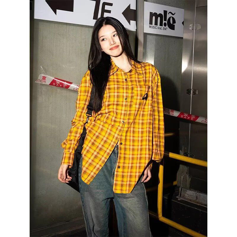 Ayollar uchun bahor katak ko'ylak-shirt, bo'sh (oversize) kundalik retro uslub, uzun yeng, POLO yoqa, o'rta-uzun