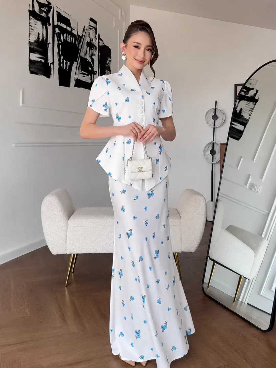 New European and American style floral blouse with stand collar and waist-fitting long skirt set