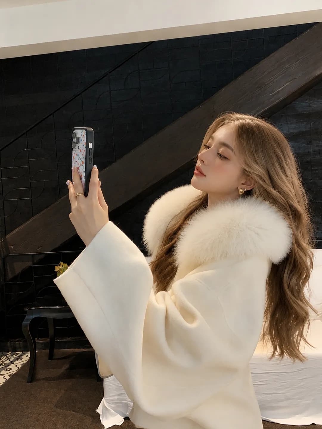 Women's double-faced wool hooded cape coat with fox fur, 2026 fall winter