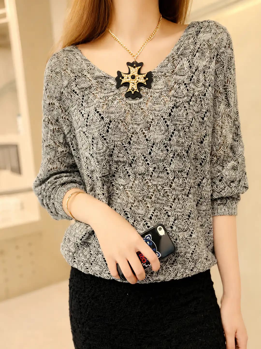 Women's knit pullover sweater, V-neck, solid colour, loose fit, long sleeve, spring-autumn