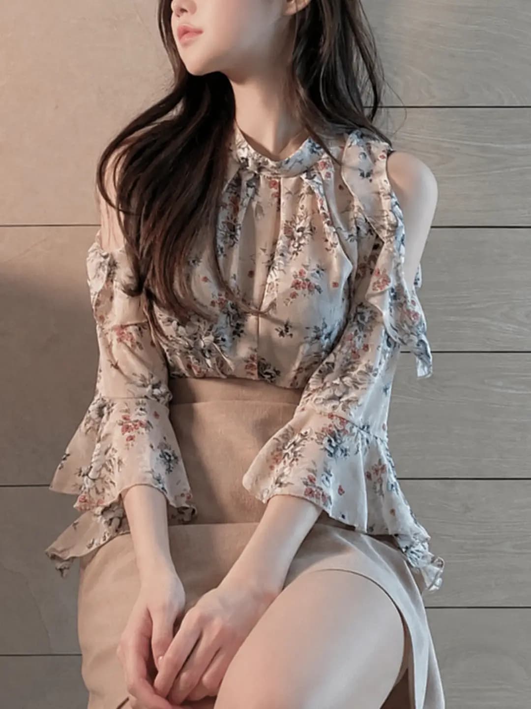 Sut oq (ikkita tomon)