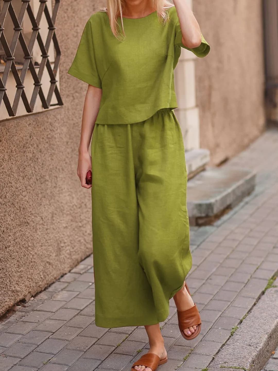 Green, long, short sleeve