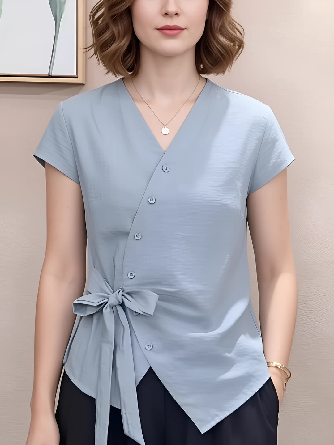 Women's summer blouse: ice-silk fabric, V-neck, short sleeve, slimming, solid colour, oversize fit