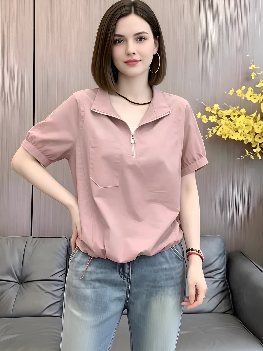 Ayollar uchun yozgi muz-ipak mato, tik yoqa, kalta yeng, fermuarli, bo'sh (oversize) katta o'lcham, nozik ko'rsatadigan futbolka