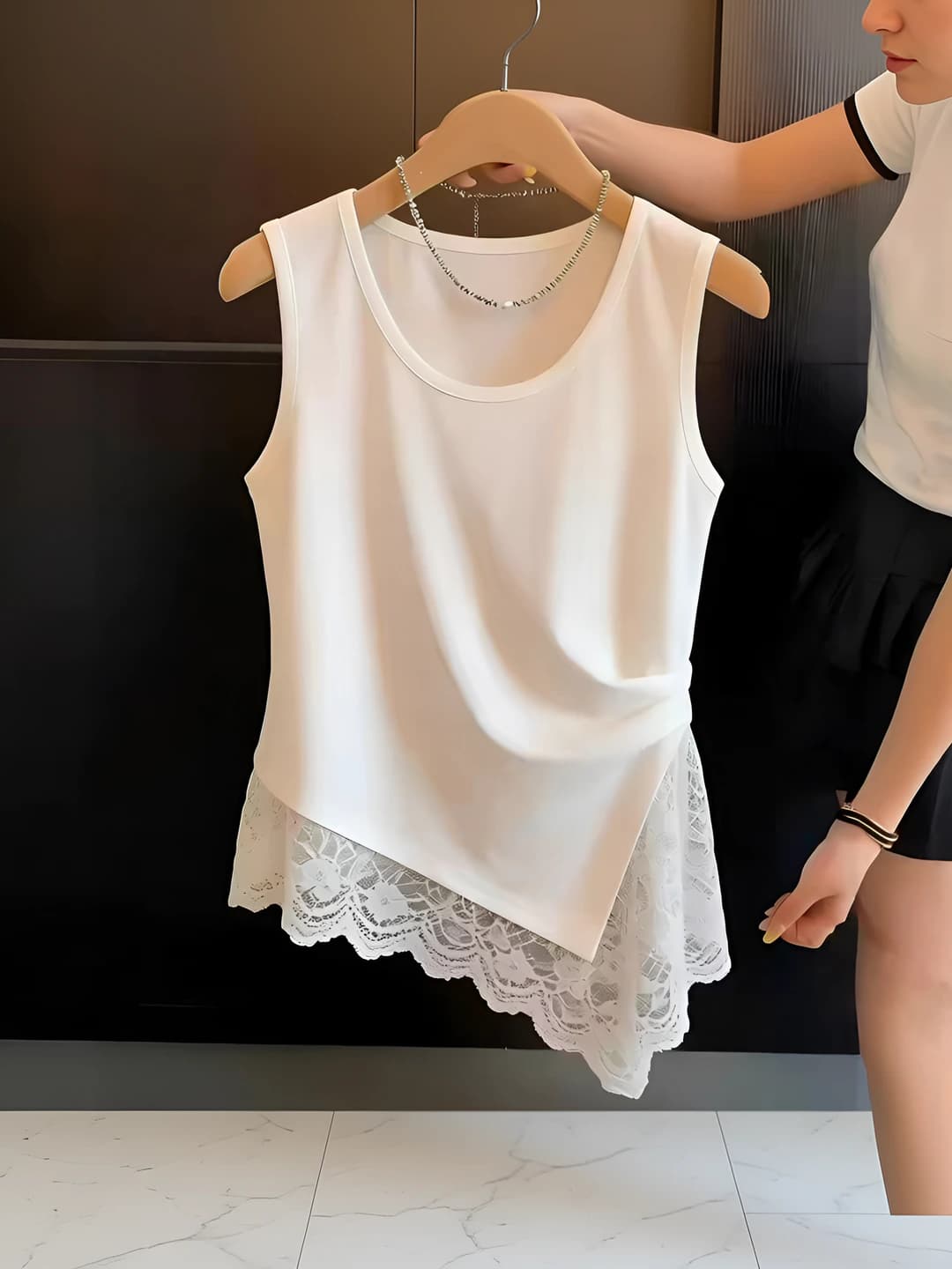 1078 White