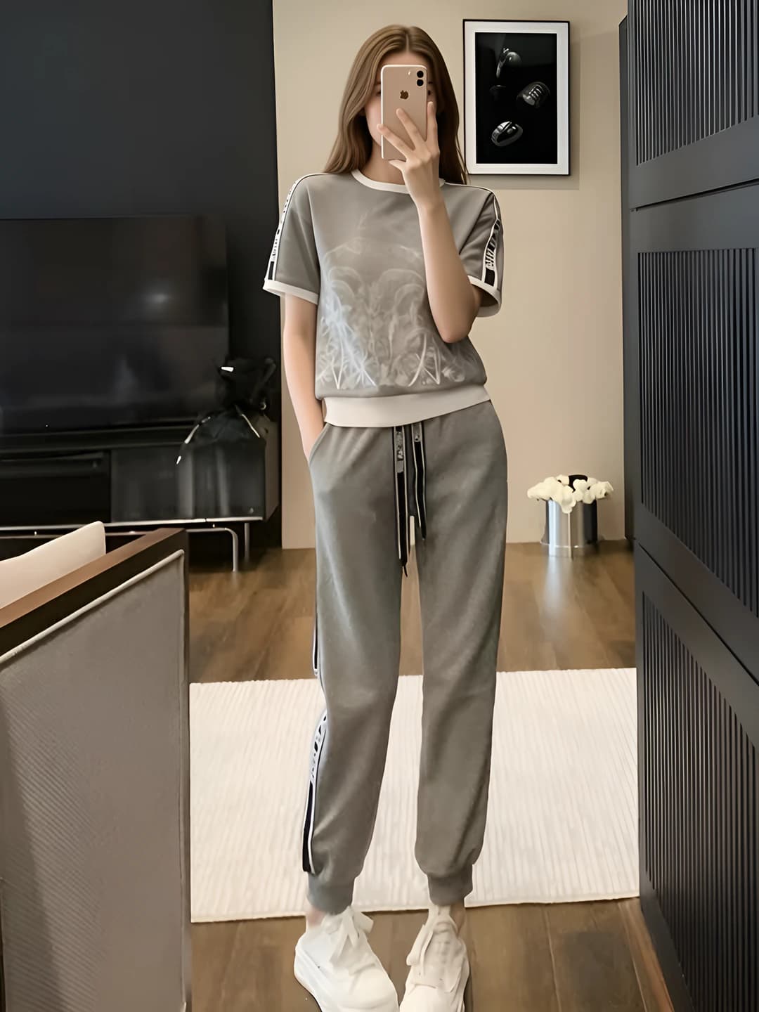 Ayollar uchun yozgi kundalik to'plam: bo'sh (oversize) kalta yengli tepki va shim, poliestr mato, Lolita uslubi