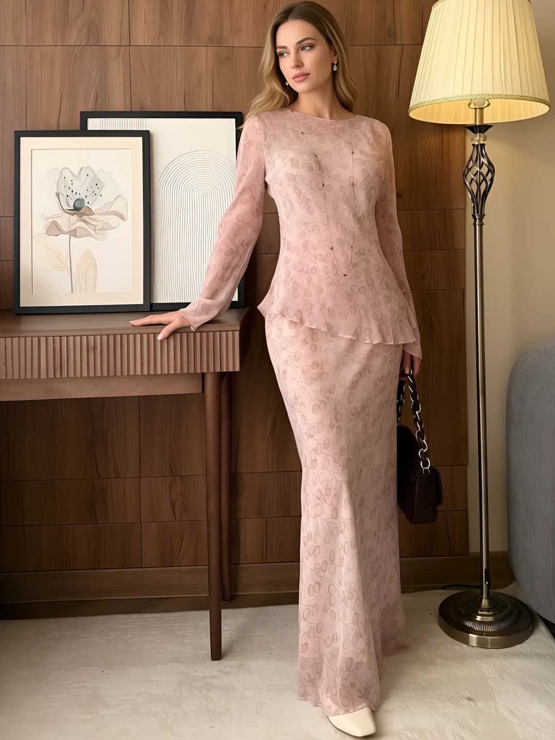 Dusty pink