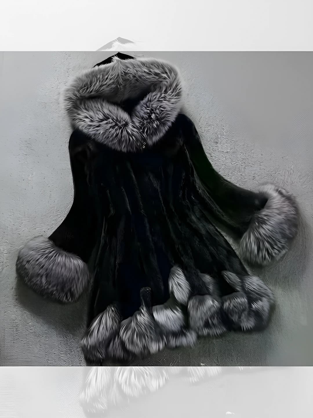 Чёрный с капюшоном мех