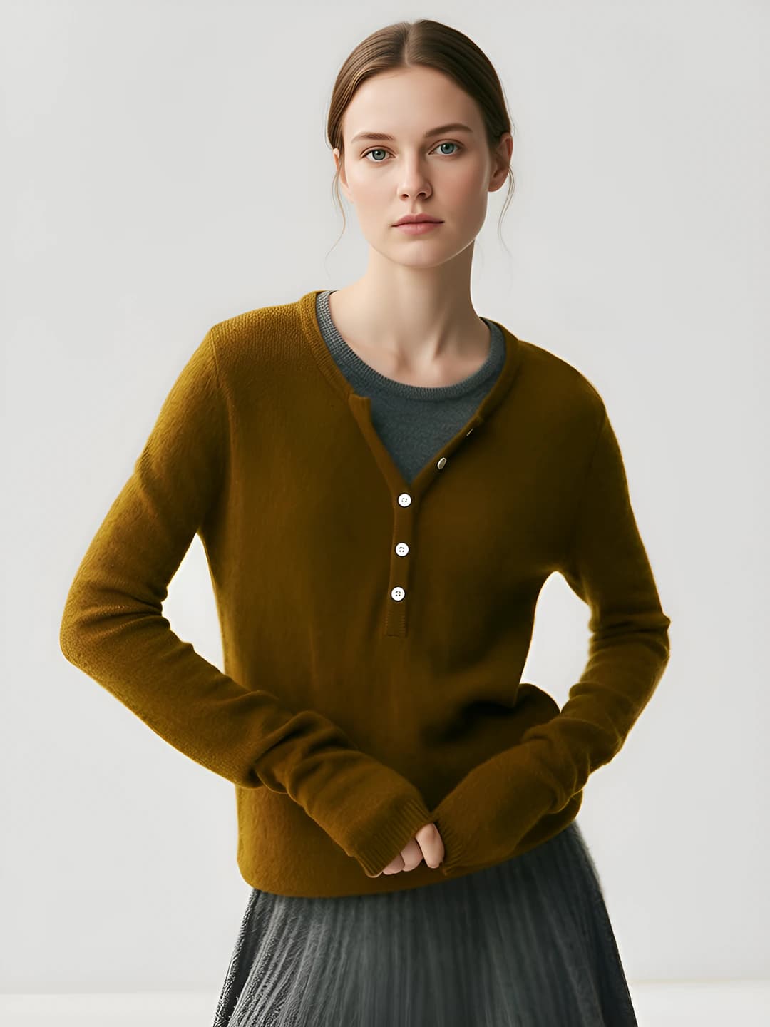 Women's cashmere sweater, crew neck, long sleeve, slim fit, slimming, thick, knit