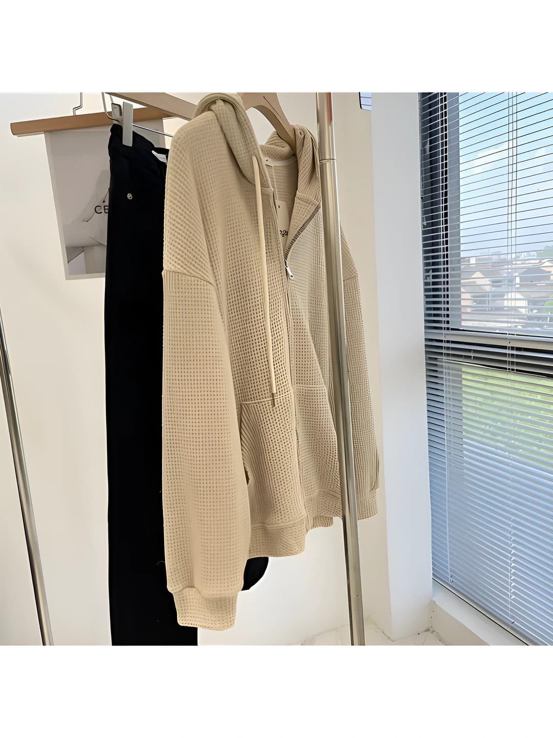 Ayollar uchun kuz-qishki fermuarli svitshot, bo'sh (oversize) kesim, uzun yeng, POLO yoqa, chenil mato
