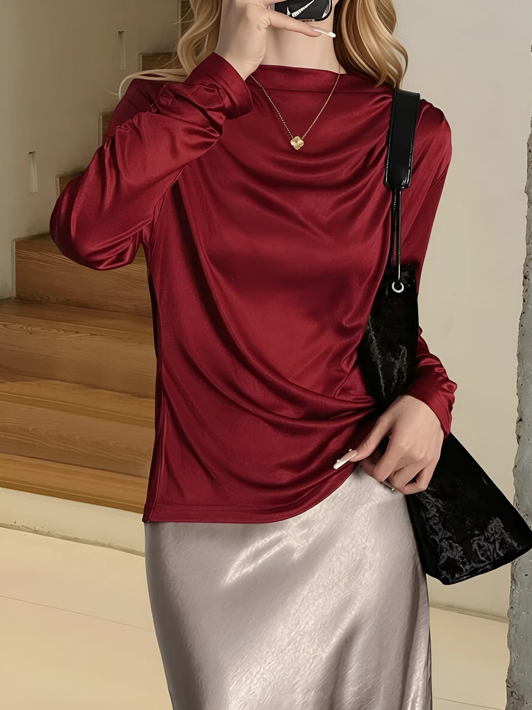 Women's long-sleeve cowl-neck top, slim fit, solid colour, zip closure, for spring