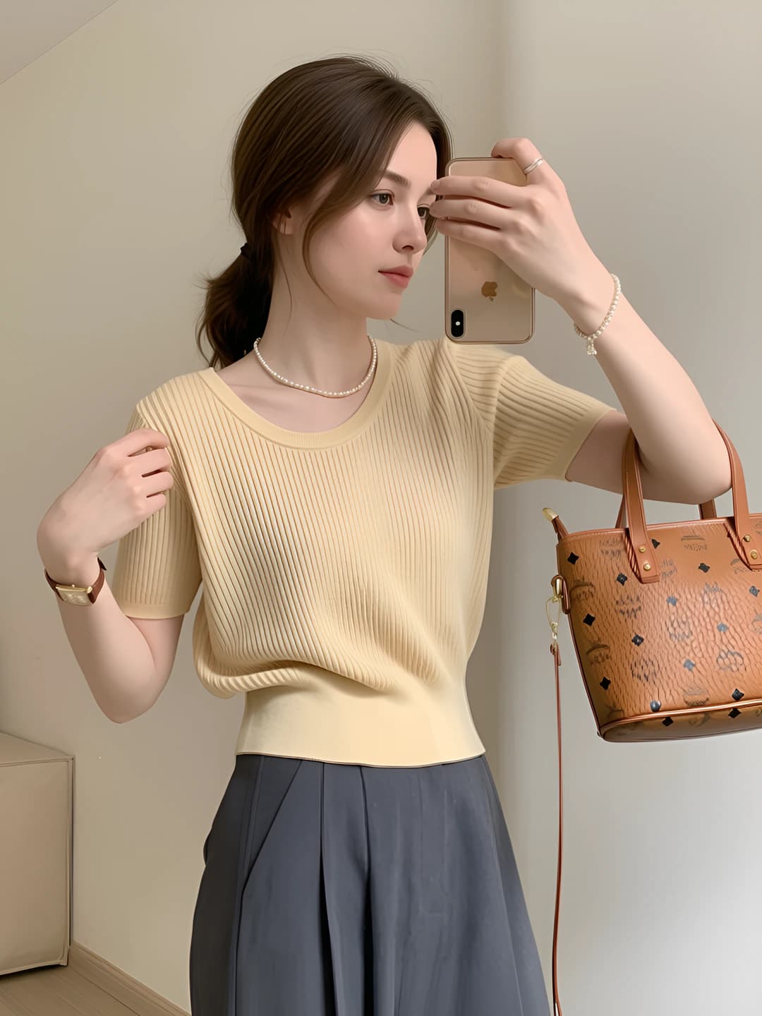 170 Light Yellow