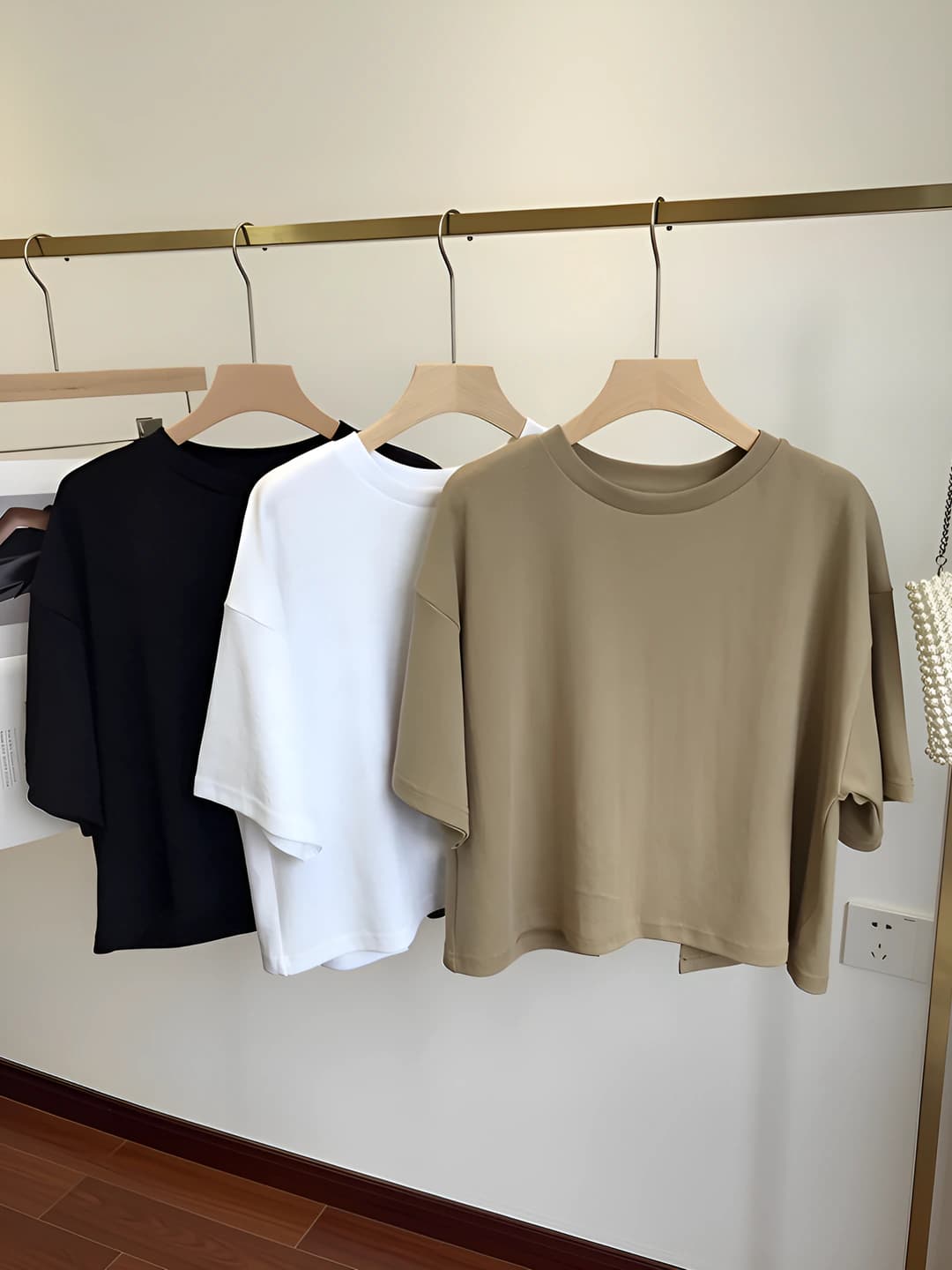 Women's t-shirt, crew neck, short sleeve, Korean style, summer 2026, loose fit, geometric pattern, backless