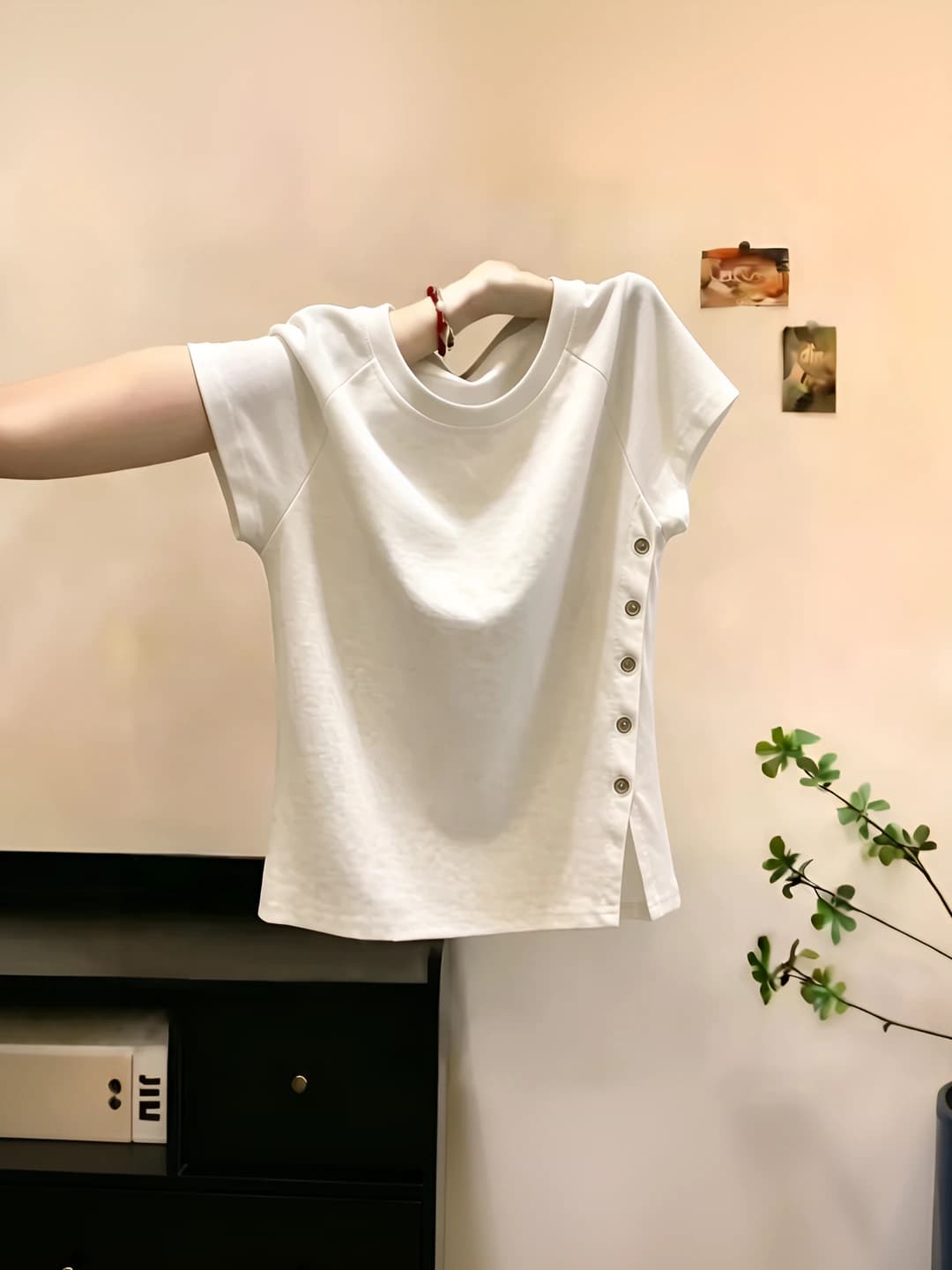White T-shirt