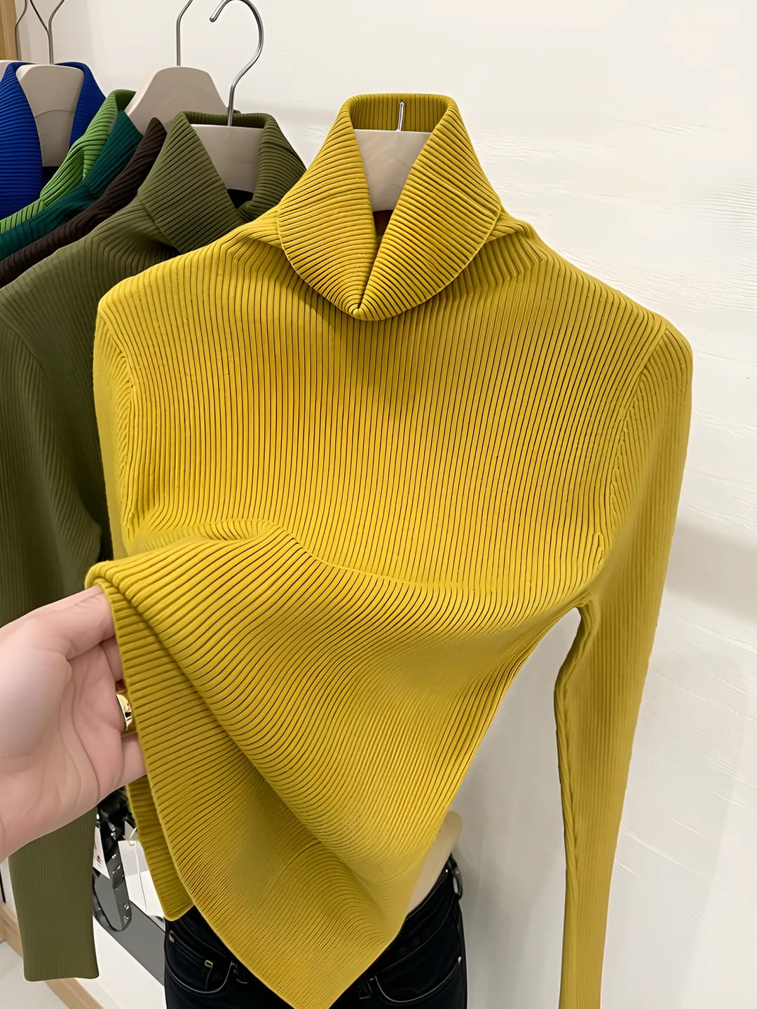 Ginger yellow