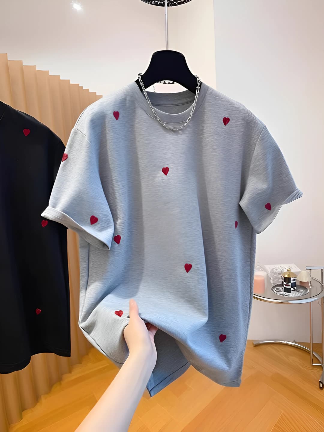 Women's 2026 pure cotton t-shirt, short sleeve, crew neck, loose fit, embroidered heart design, for spring