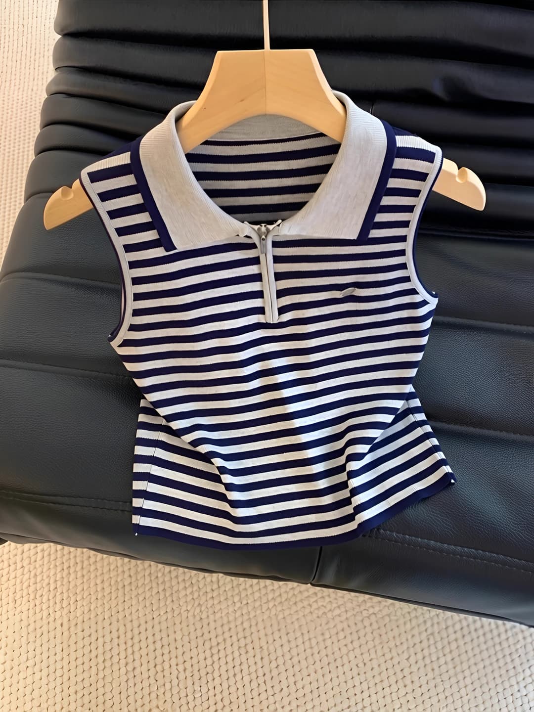 Women's sleeveless striped knit polo top, slim fit, slimming, half zip, summer