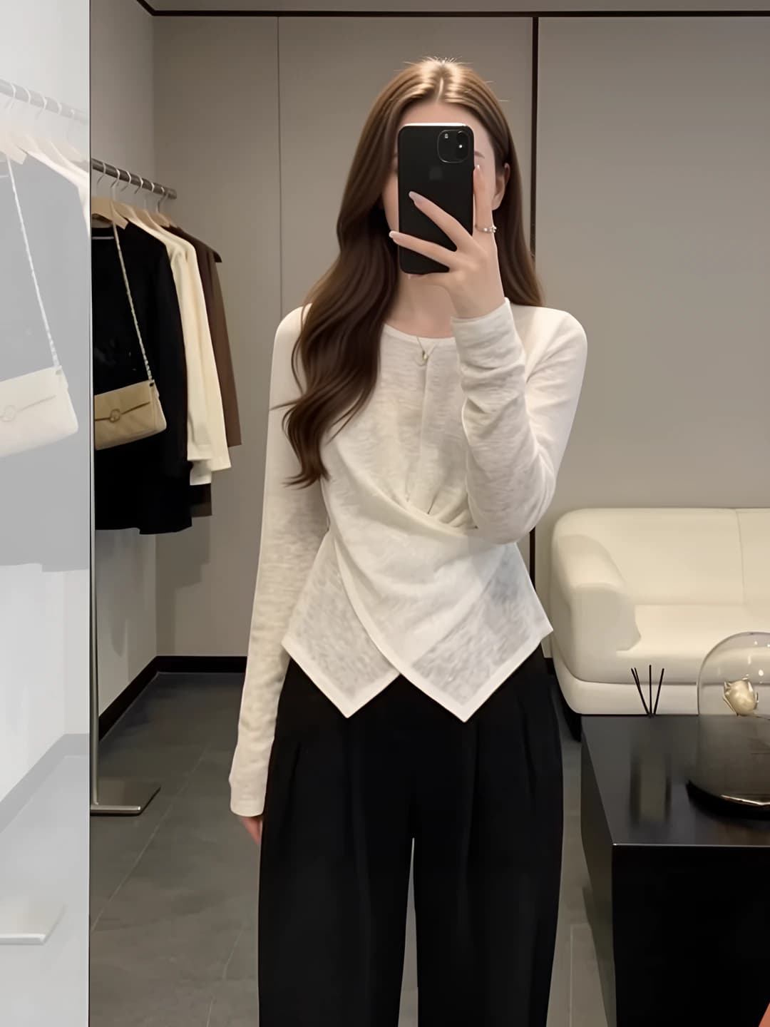 Women's white long-sleeve longsleeve, crew neck, loose fit, solid colour, for early spring