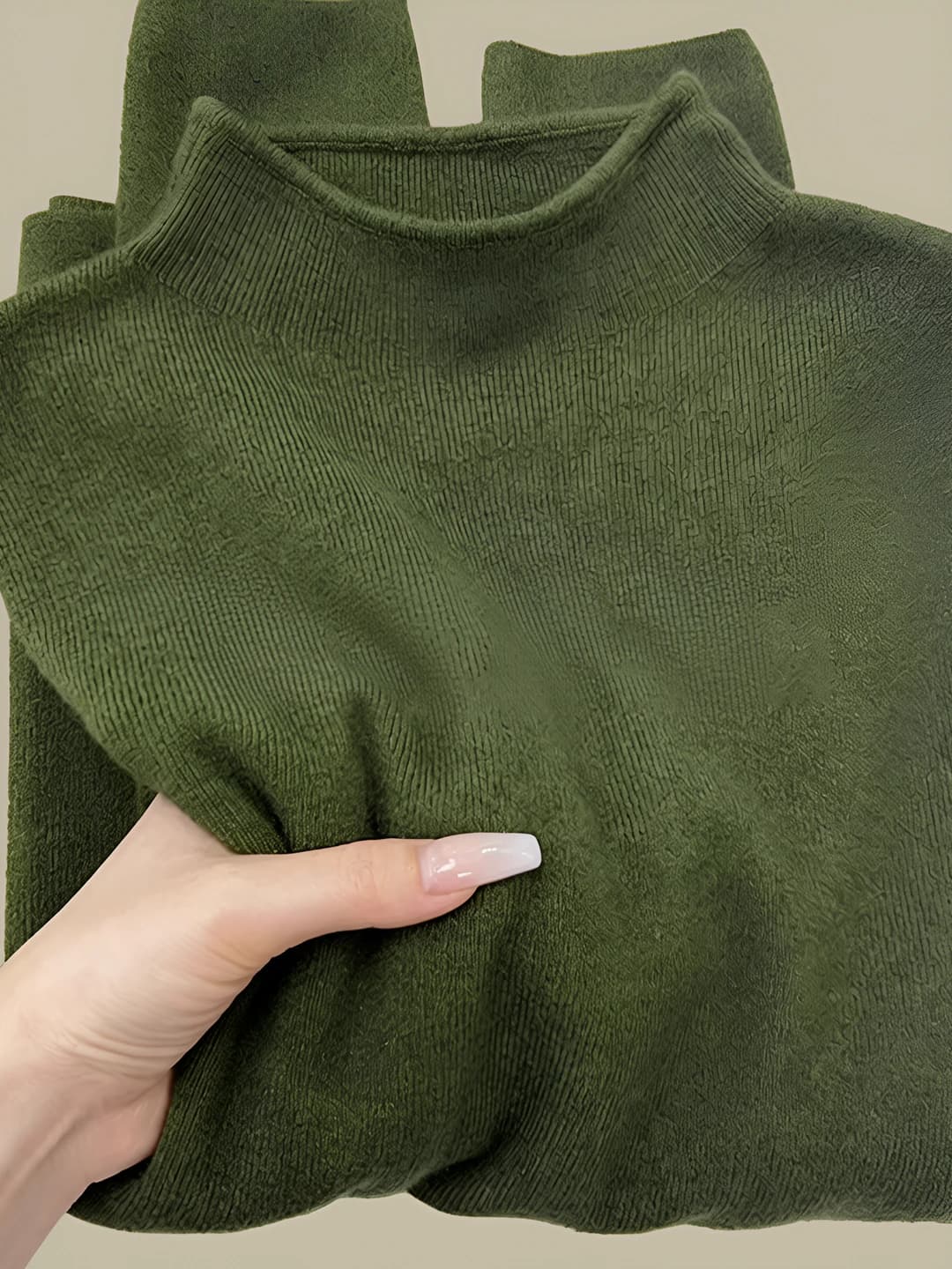 Women's retro green knit top, mock neck, long sleeve, slim fit, all-season