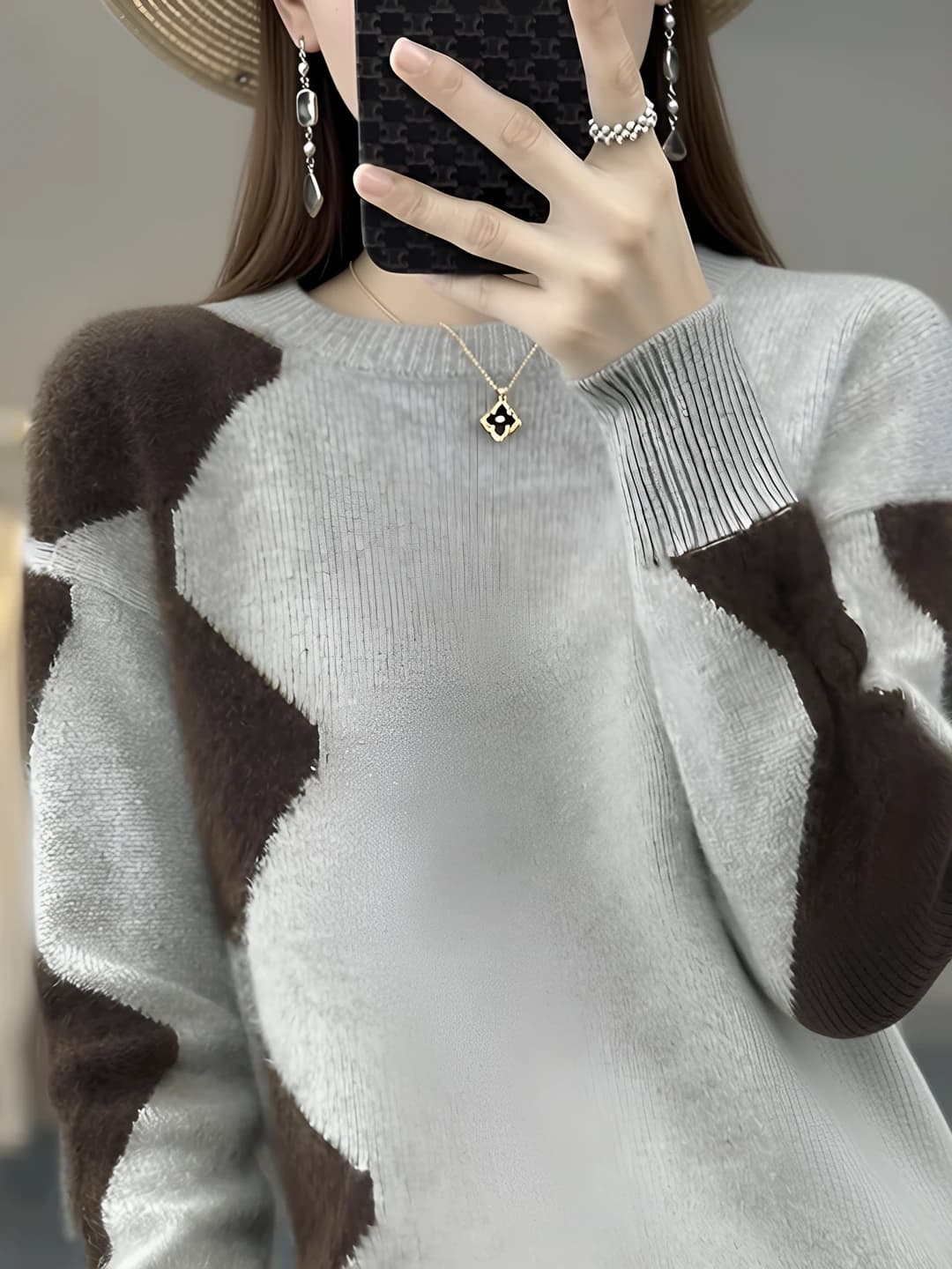 Women's thickened warm sweater with crew neck, long sleeve, loose fit, autumn-winter 2026