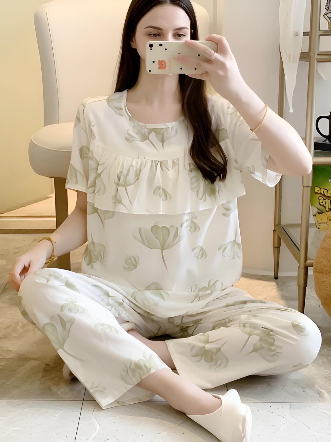 703 Delicate Lotus Leaf