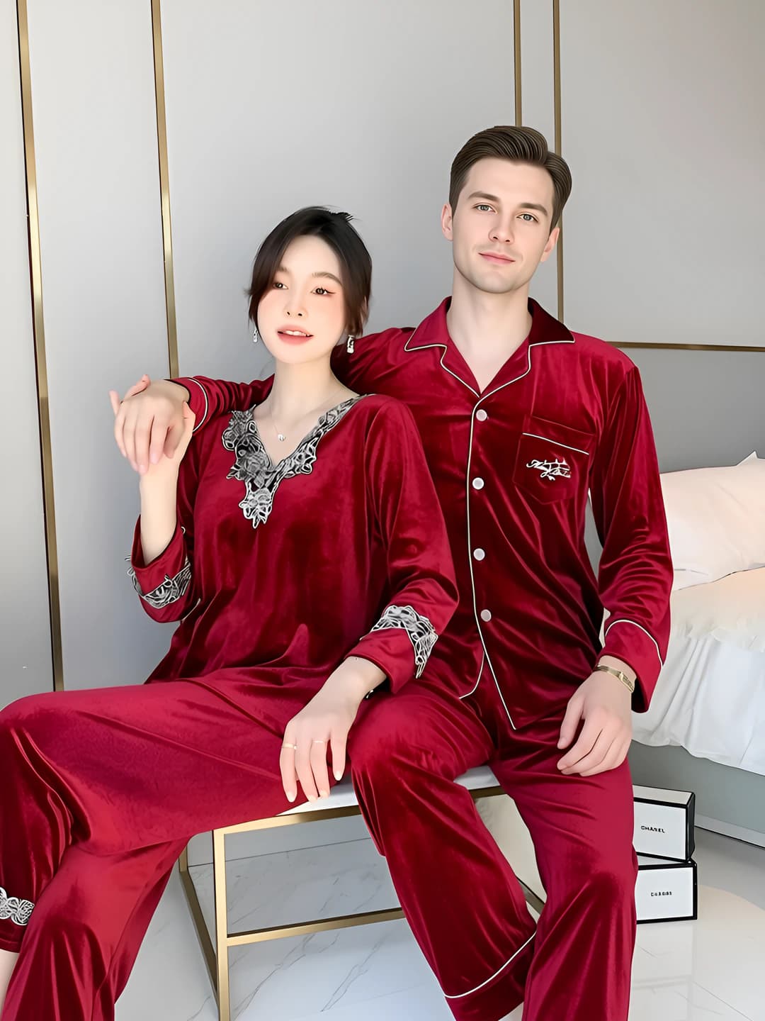 2107+8026 Couple Wine Red