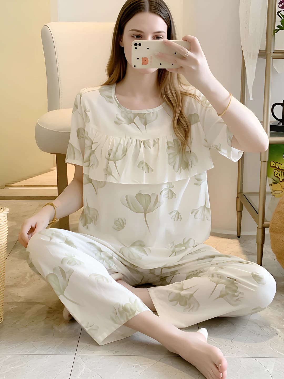 703 Delicate Lotus Leaf