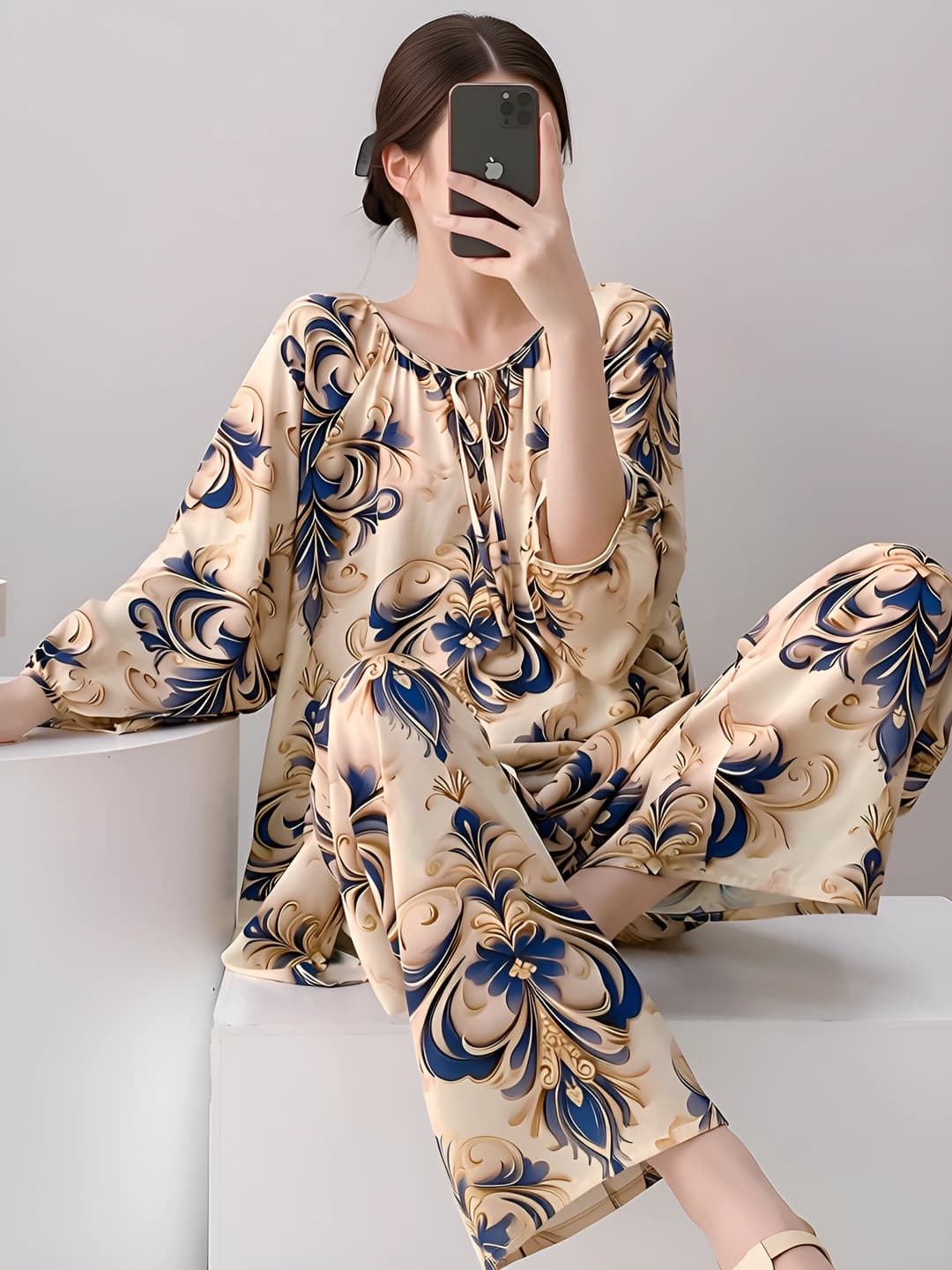 609 Light Gold Helical Pattern