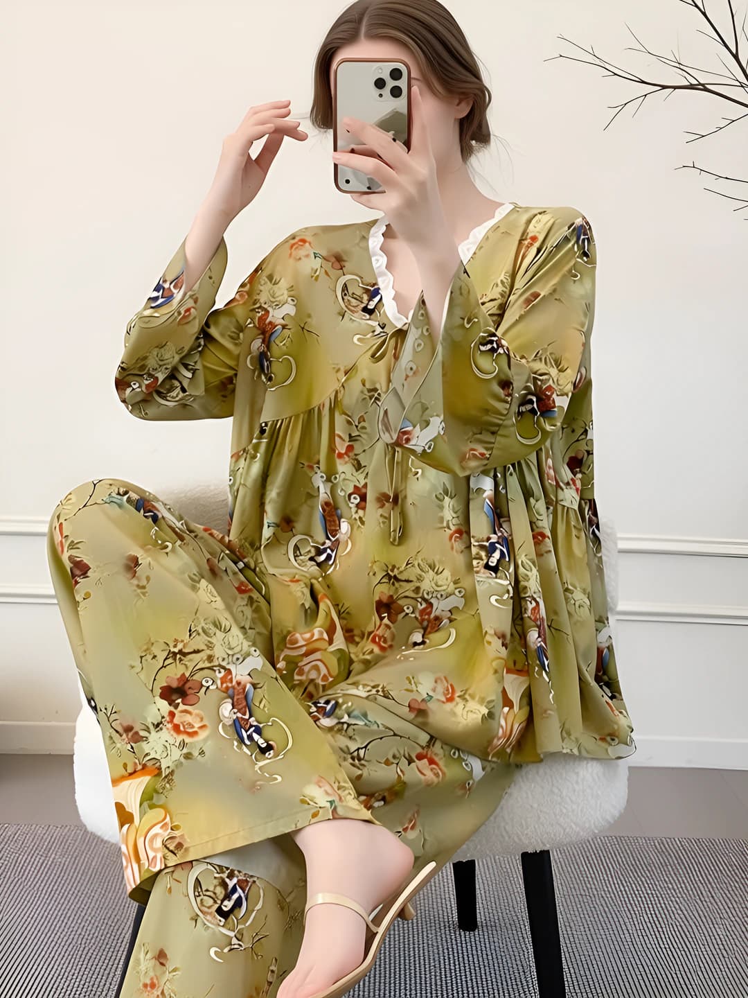 611 National Style: Woman