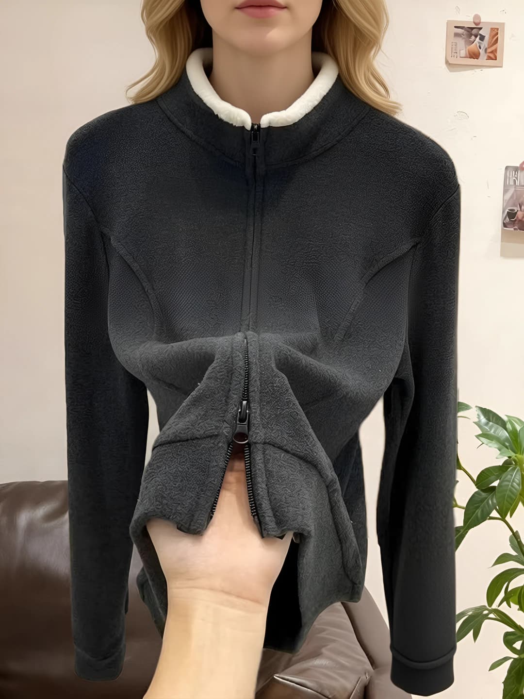 Women's grey stand collar long sleeve stretch polyester all-season fleece-lined zip-up top