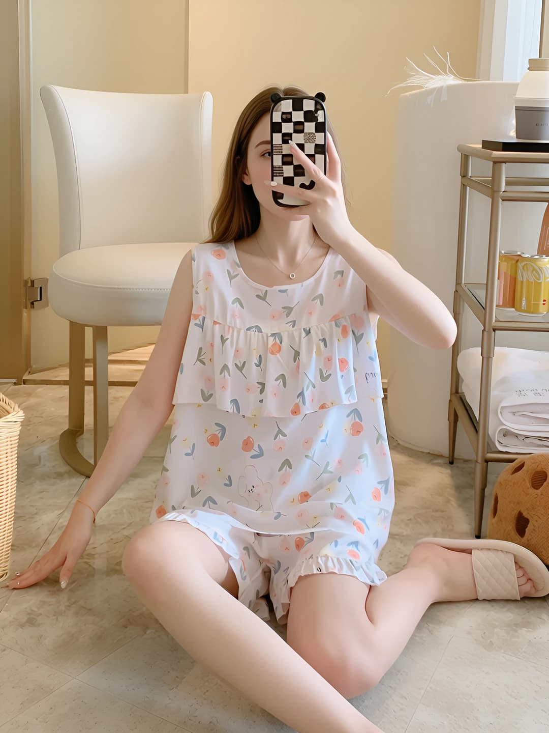 Off-white tulip