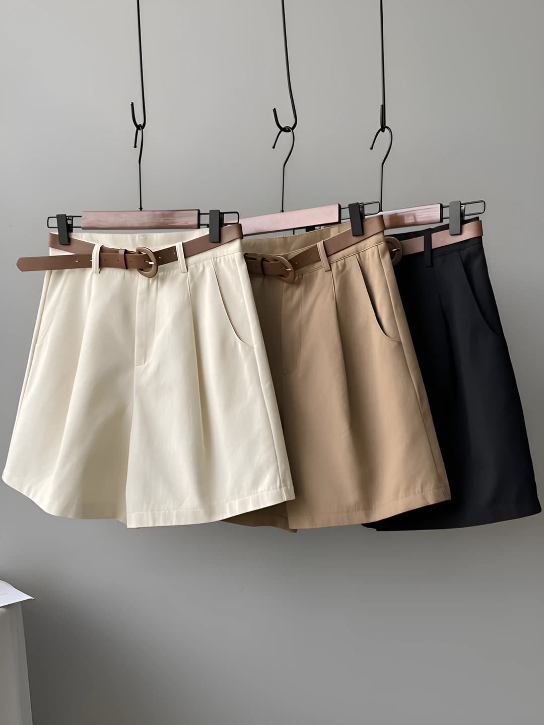 Women's summer Korean style high waist loose fit wide-leg trousers, petite casual retro knee-length shorts