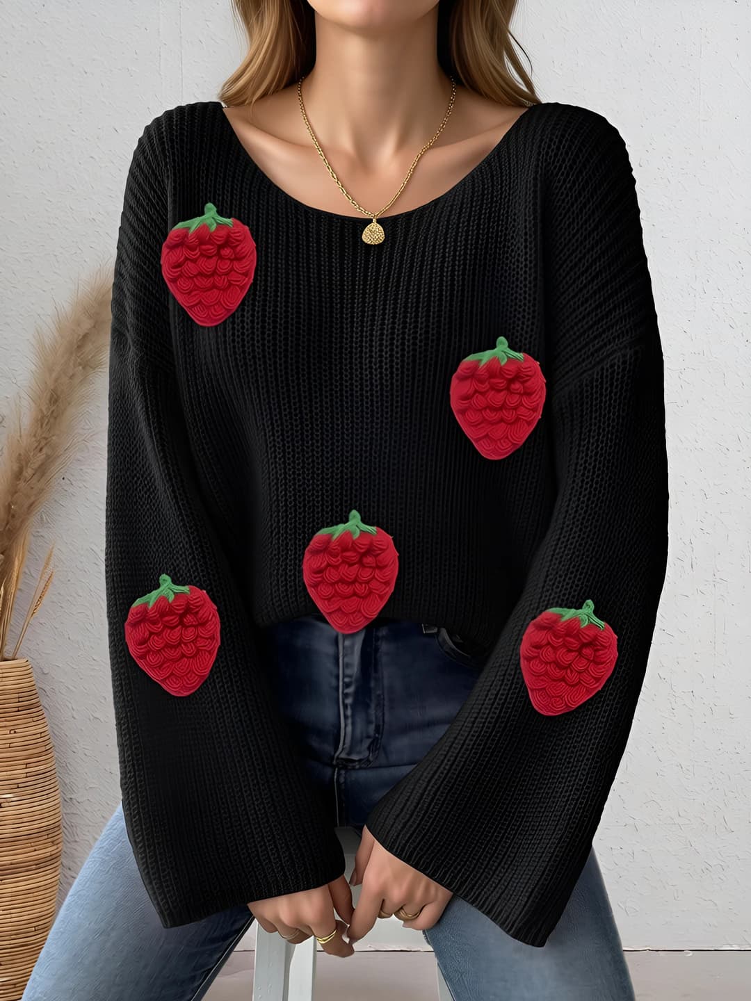 Black (5 red strawberries)