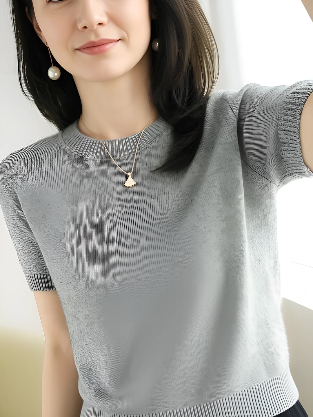 2026 spring-summer women's knitted top: crew neck, short sleeve, loose fit, plus size, solid colour, slim fit