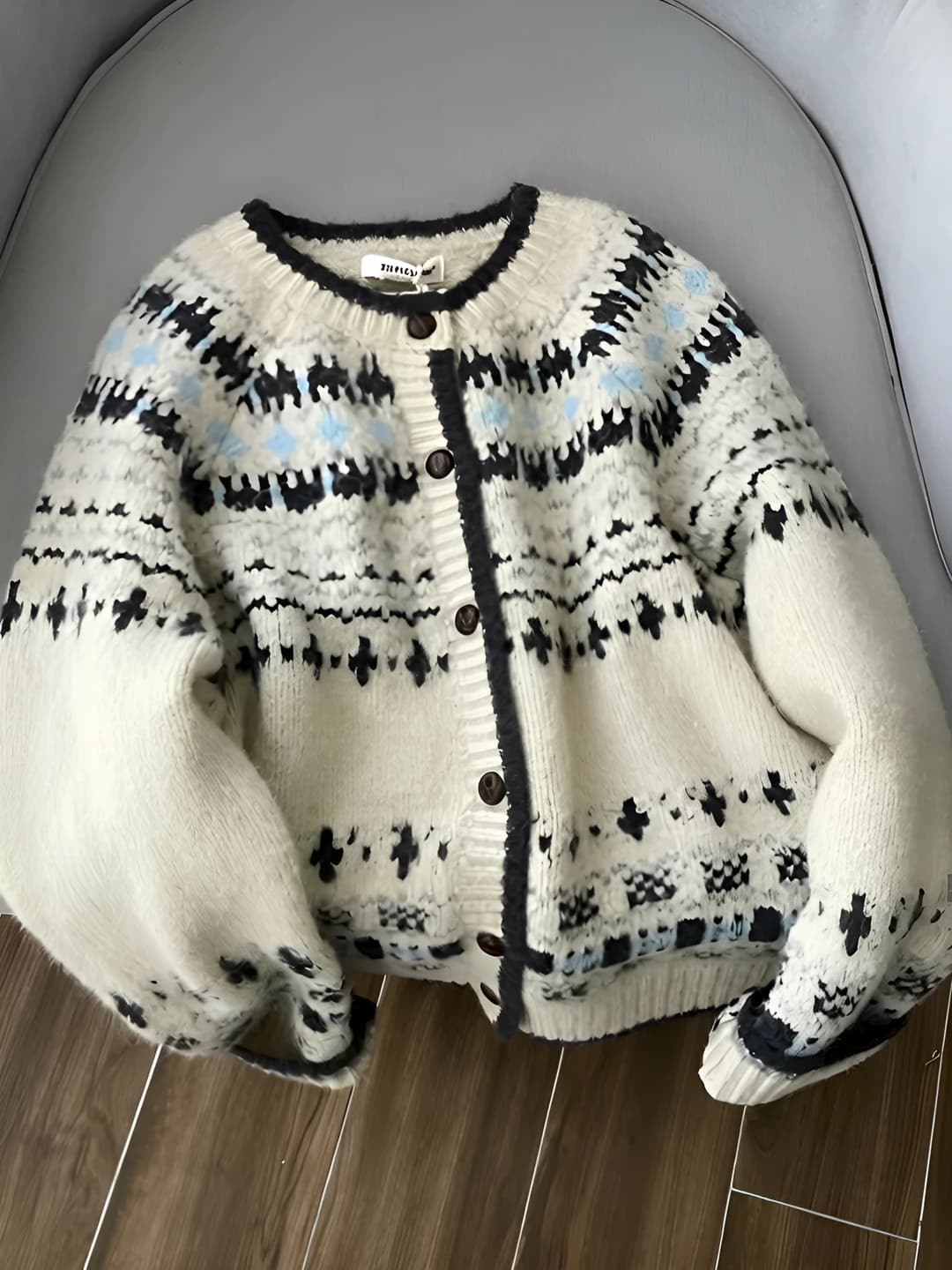 Women's retro wool cardigan, thickened, autumn-winter, loose fit, long sleeve, crew neck, closure: single button