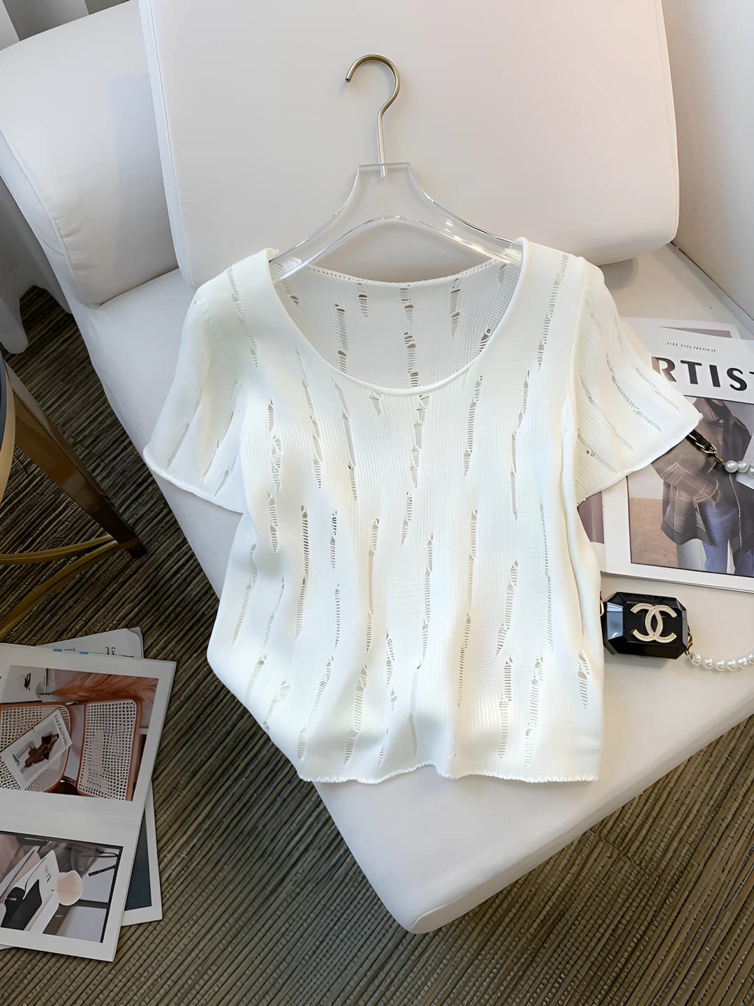 5900 White