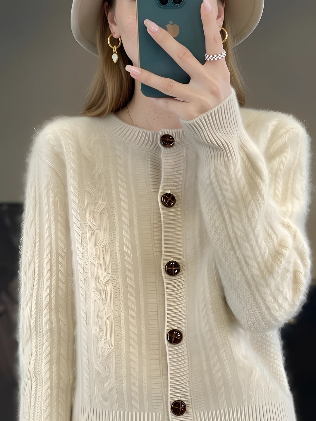 5859 Beige