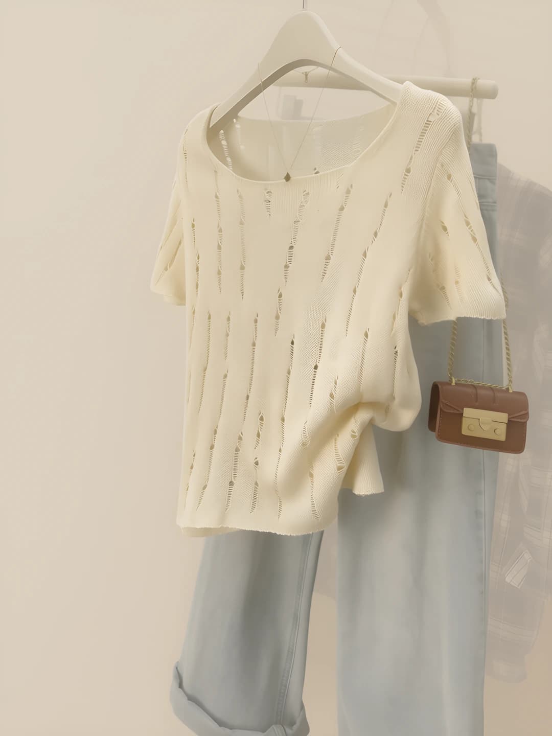 5900 Apricot