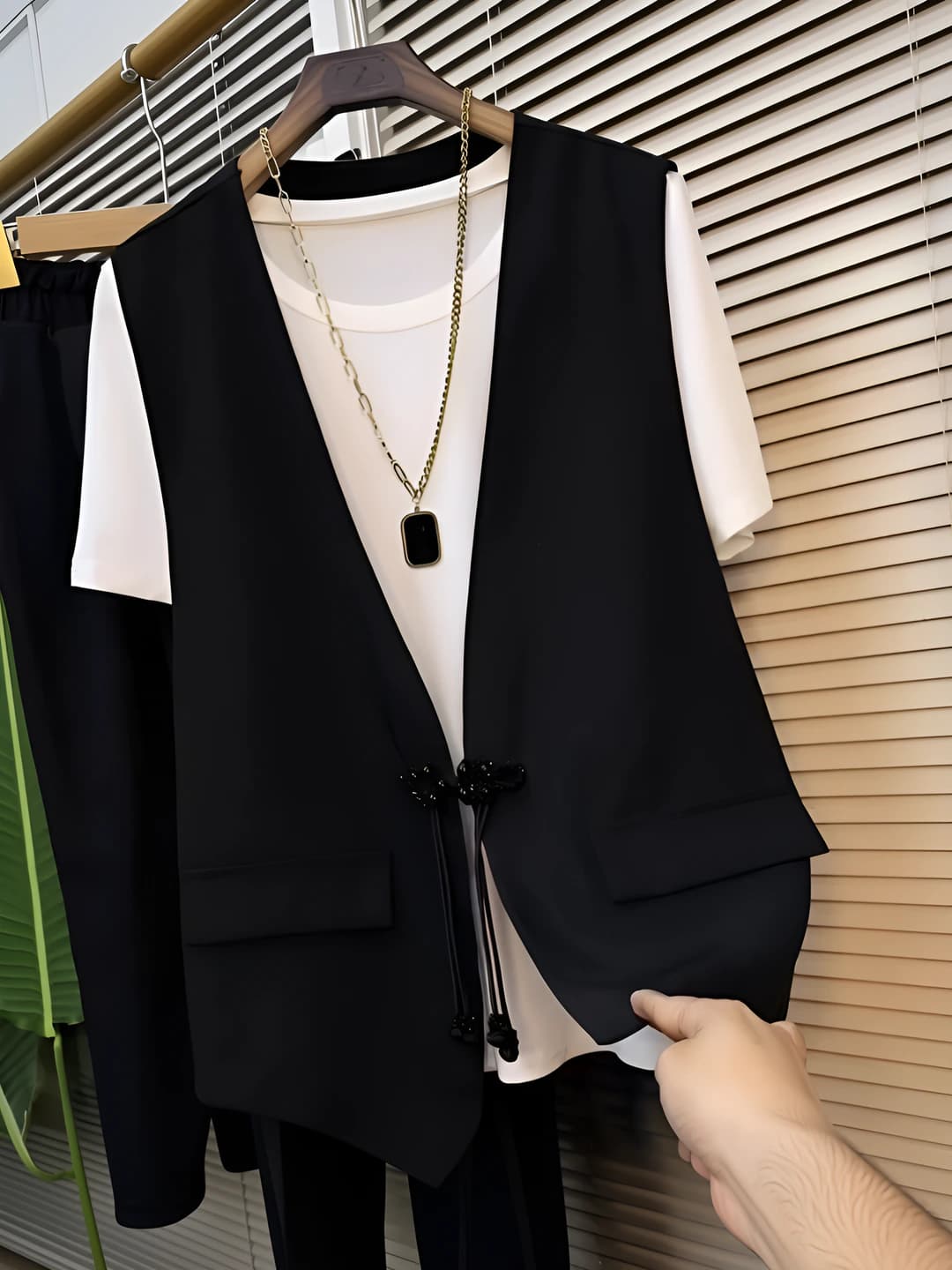 Qora, Vestka + T-shirt + Shalvar