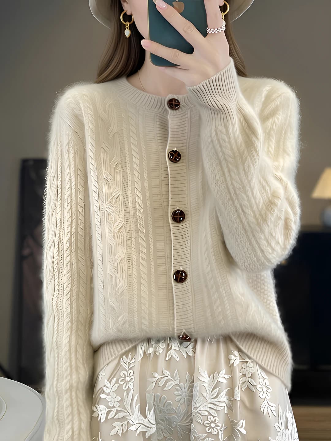 Women's thickened loose fit crew neck long sleeve cardigan for spring-autumn