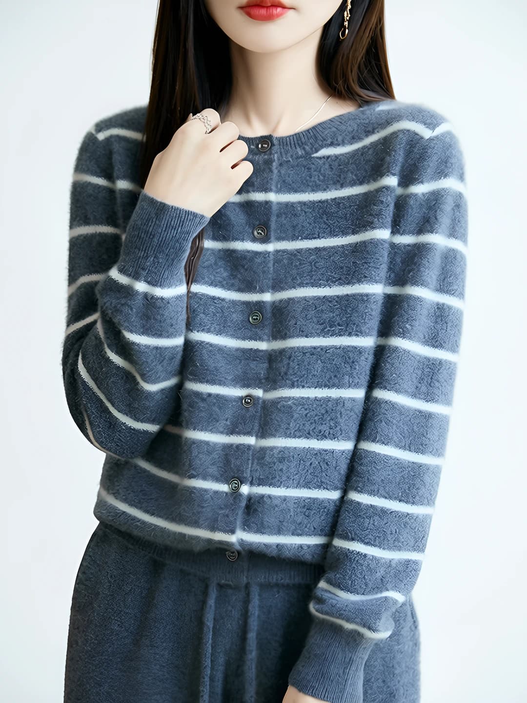 Women's 100% wool and cashmere autumn crew neck long sleeve cardigan