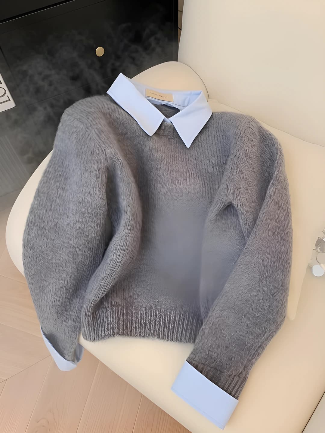 Ayollar uchun qaytarma yoqali trikotaj sviter, bo'sh (oversize) kesim, uzun yeng, qalin, POLO yoqa, kulrang, 50-65 sm