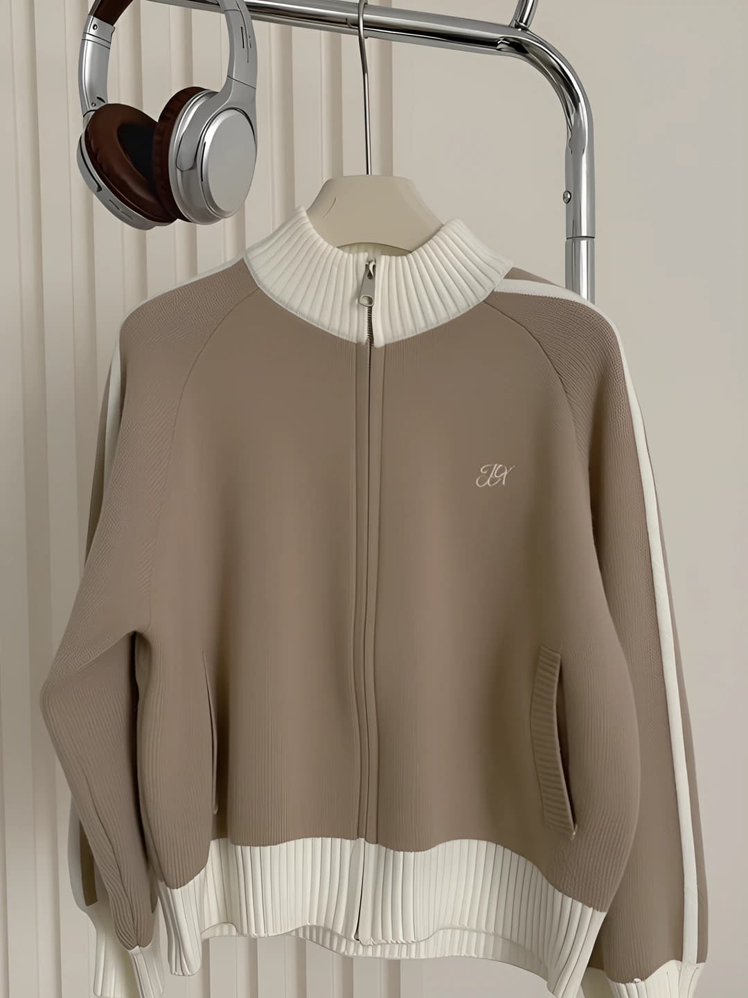 2678 Khaki