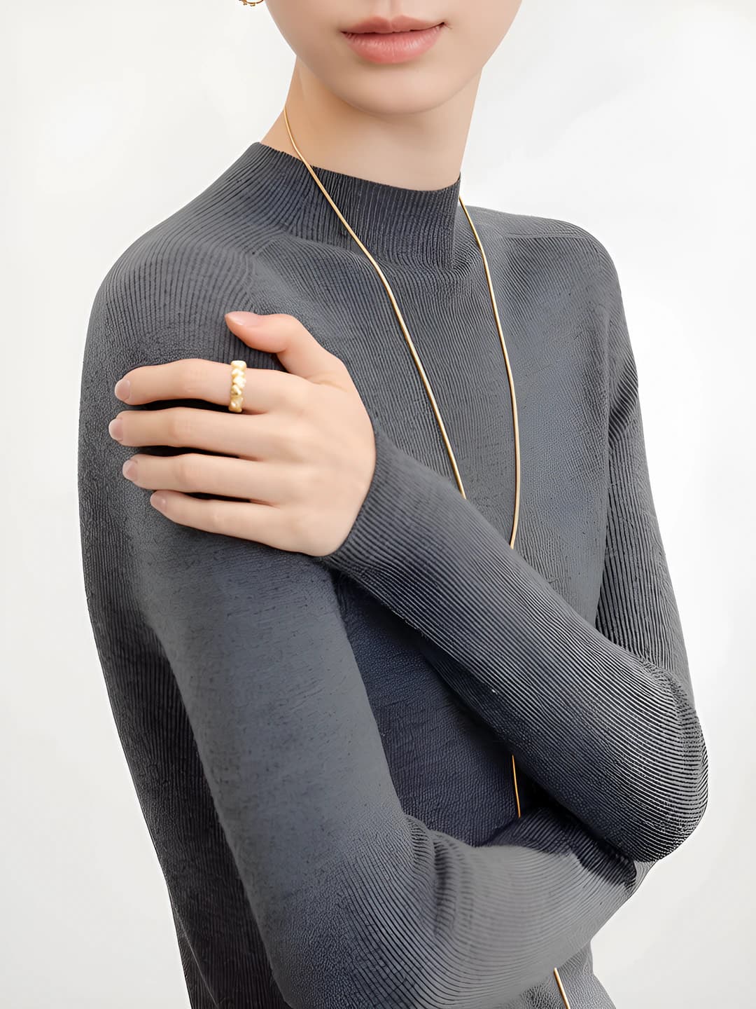 Women's 95% merino wool and 5% mulberry silk sweater, slim fit, mock neck, long sleeve, autumn-winter