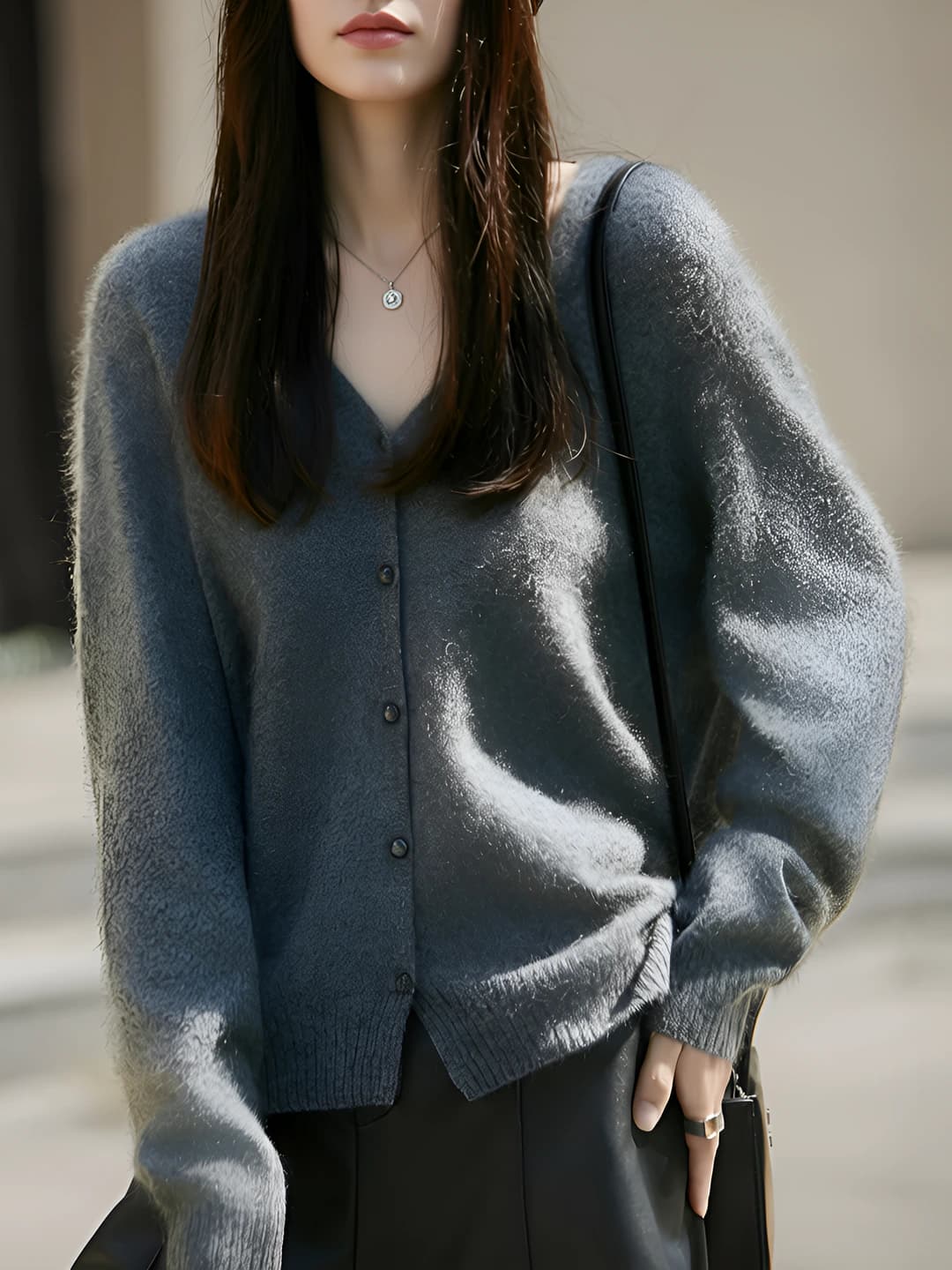 Dark grey (tin box)