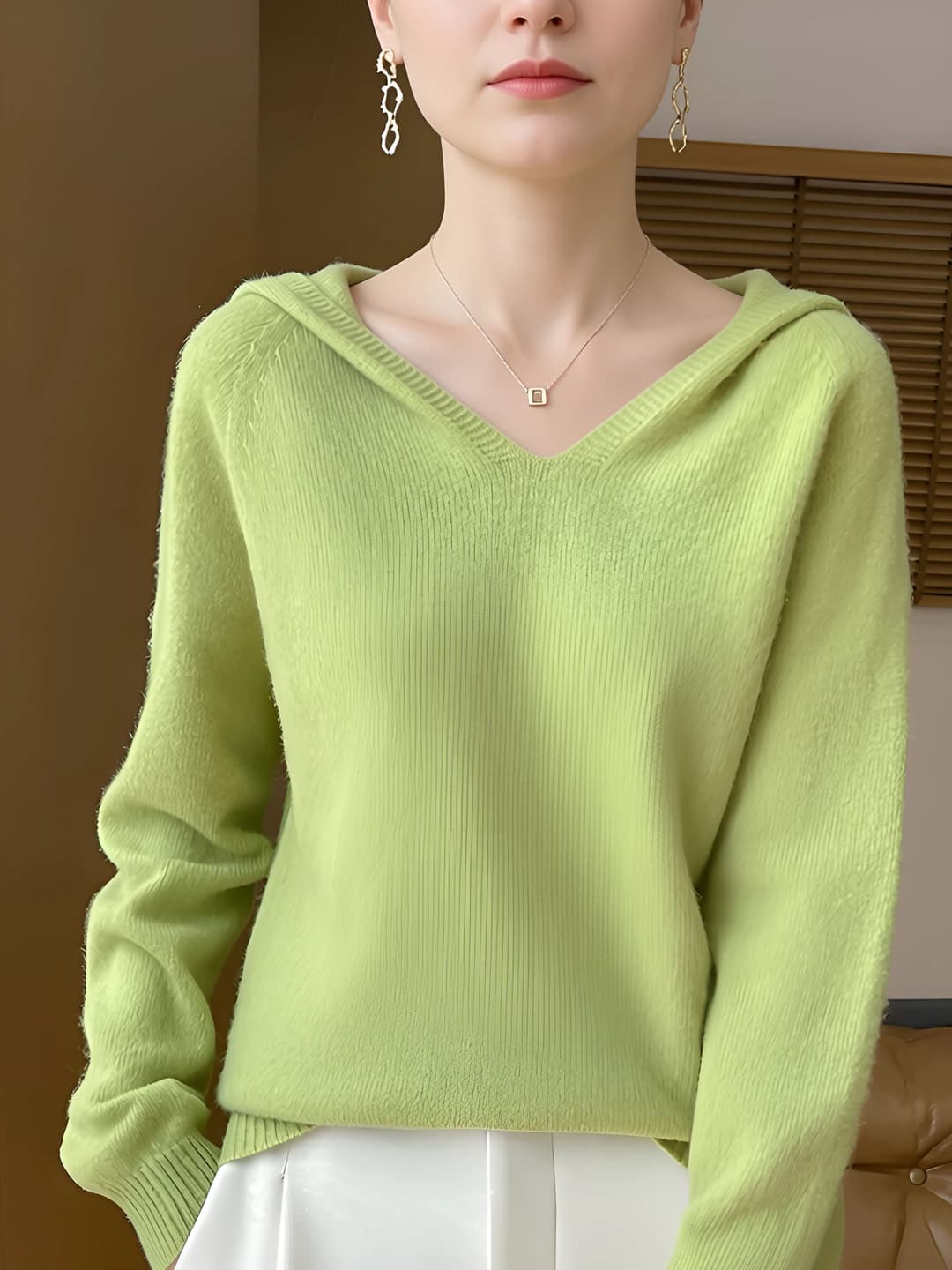 Light fruit green