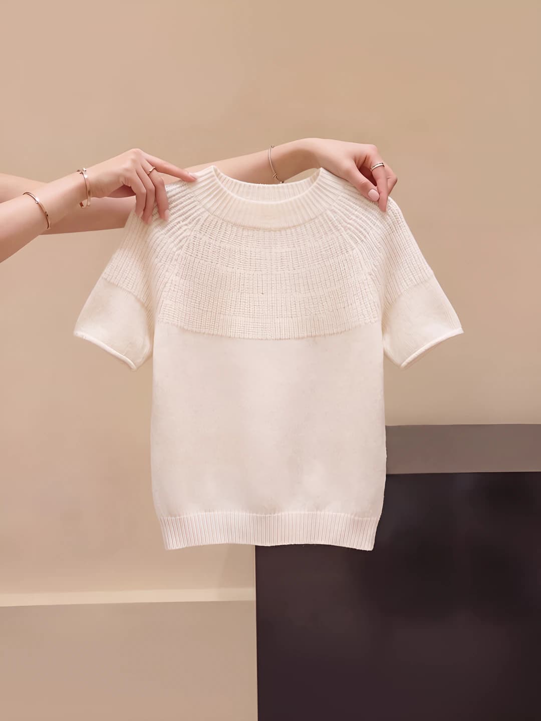 5864 White