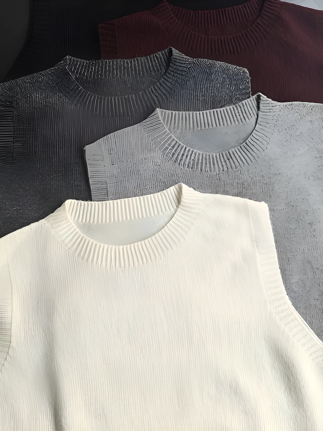 Women's 100% wool crew neck sleeveless vest, casual style sweater for autumn-winter