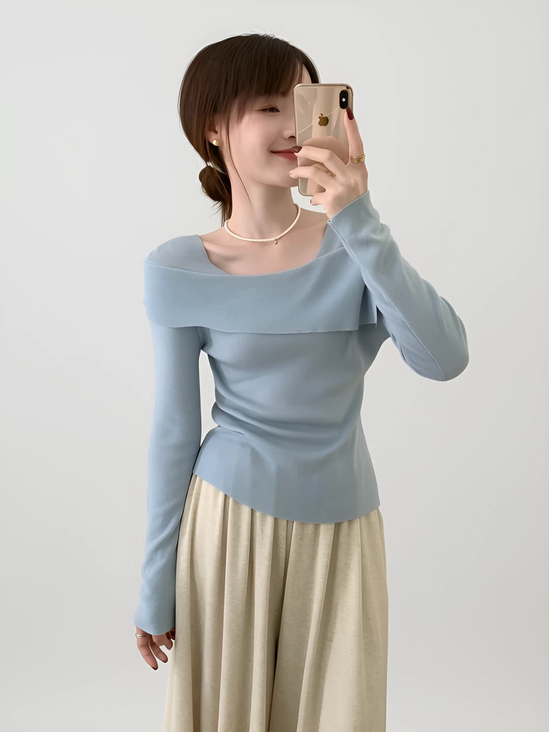 Women's off-shoulder long-sleeve knit top, slim fit, Korean style, casual