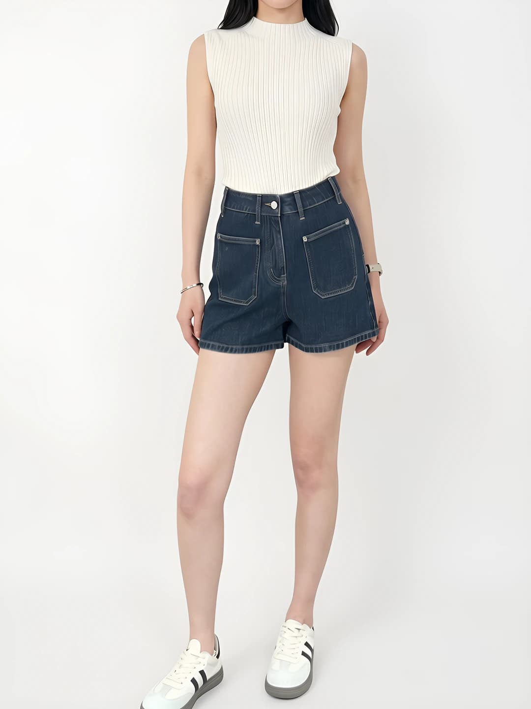 Women's summer high waist stretch denim shorts with front pockets, slimming